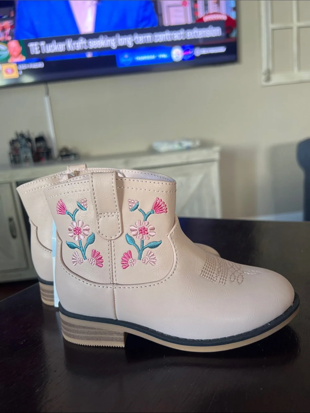 NWT - Girls Boots, Size 10
